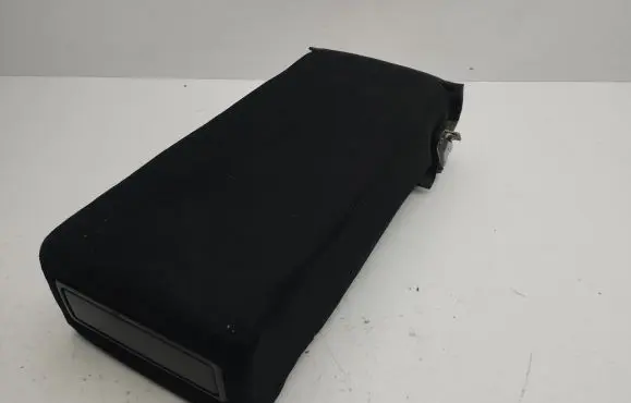 Lexus IS 220D-250-350 Rear seat armrest 