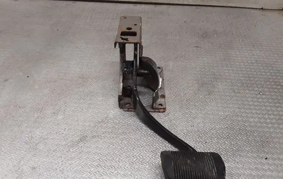 Dodge Caliber Brake pedal 