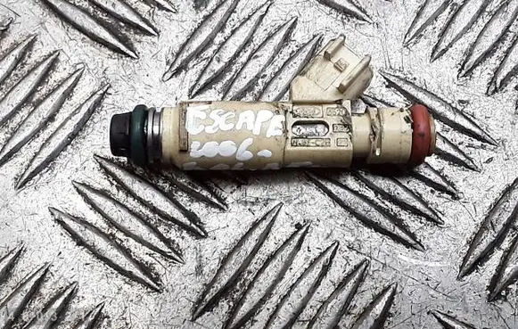 Ford Escape Fuel injector yl8ec2b