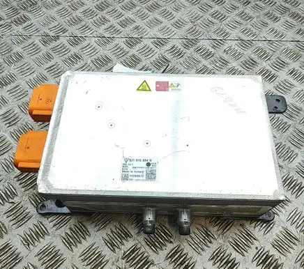 Porsche Taycan 9J1 Voltage converter inverter 9J1915684R