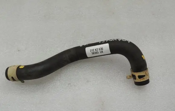 Mitsubishi Outlander Engine coolant pipe/hose 1370A704