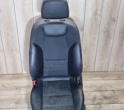 Mercedes-Benz C W204 Front driver seat 