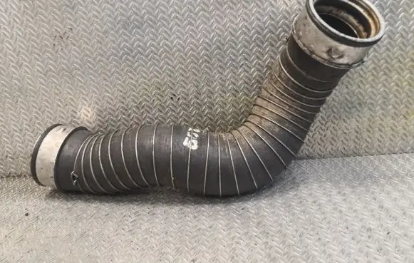 Mercedes-Benz CLK A209 C209 Intercooler hose/pipe 2095280182