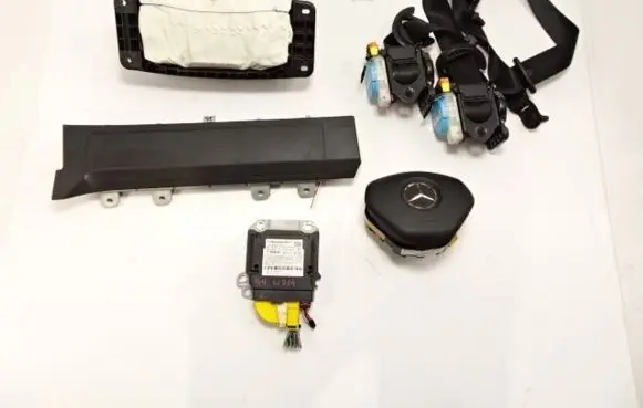 Mercedes-Benz B W246 W242 Airbag set 