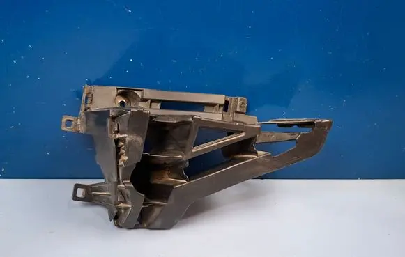 Citroen C5 X Rear bumper mounting bracket 9837691580