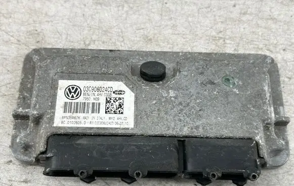 Volkswagen Polo IV 9N3 Engine control unit/module 03C906024CD 0102605