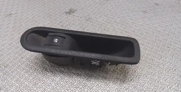 Renault Scenic II - Grand scenic II Electric window control switch 156013870
