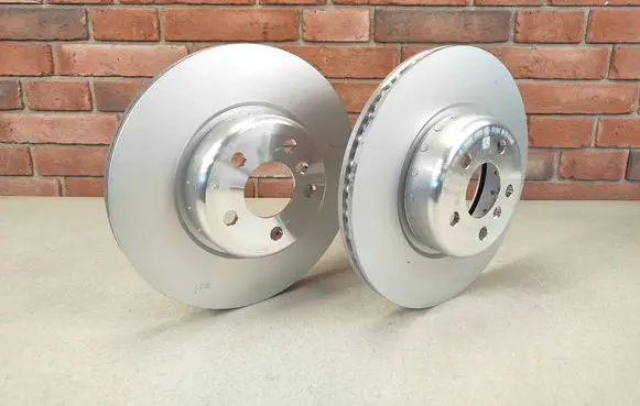 BMW X3 G01 Front brake disc 6860907 6880072