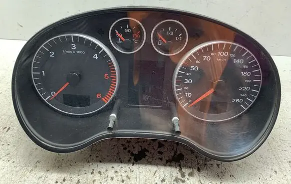 Audi A3 S3 8P Speedometer (instrument cluster) 8P0920930C