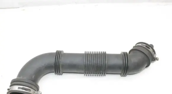 Ford Ecosport Air intake hose/pipe CN119C623FD
