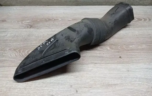 Volvo V70 Air intake duct part 6766 8638624