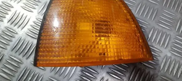 BMW 3 E36 Front indicator light 1387043 155051