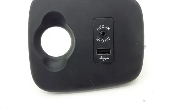 Mini One - Cooper F56 F55 AUX in-socket connector 8270579