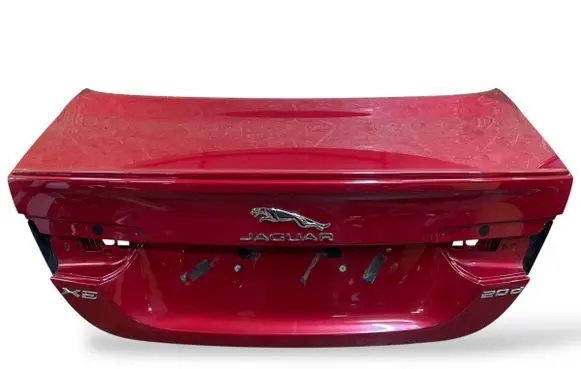 Jaguar XE Tailgate/trunk/boot lid 7340626AG