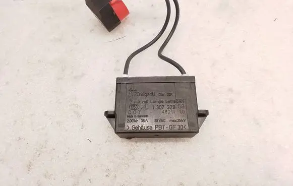 Audi TT Mk1 Headlight ballast module Xenon 1307329059