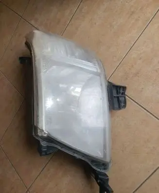 Toyota Hilux (AN10, AN20, AN30) Headlight/headlamp 811500k381 811700k080 5640