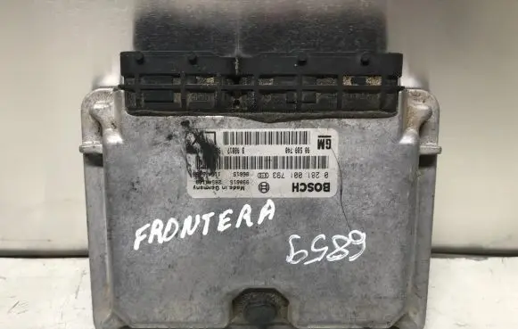 Opel Frontera B Engine control unit/module 0281001793 90589740