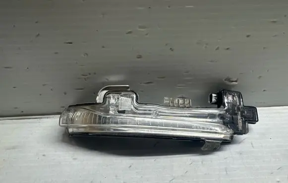 Volvo S60 Mirror indicator light 3100928