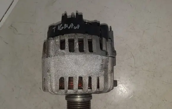 Volkswagen Tiguan Generator/alternator 03L903023L 2612004E 115443575