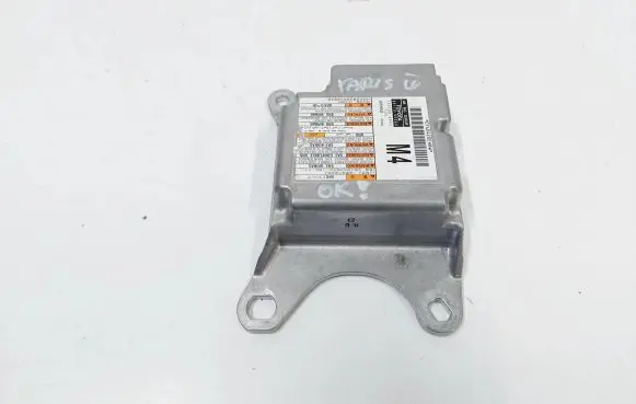 Toyota Yaris XP210 Airbag control unit/module 89170-K0060
