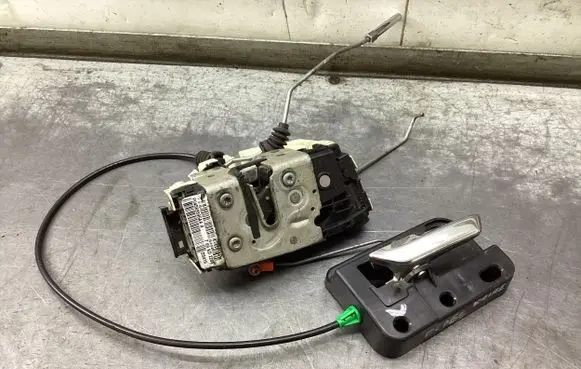 Dodge Journey Front door lock P04589695AAA 96210010