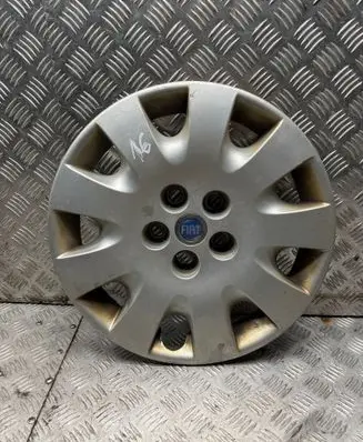 Fiat Freemont R16 wheel hub/cap/trim 51727196