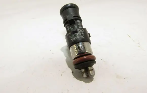 Renault Twingo II Fuel injector 0280158046