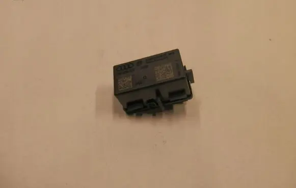 Audi A8 S8 D4 4H Keyless (KESSY) go control unit/module 4H0909131