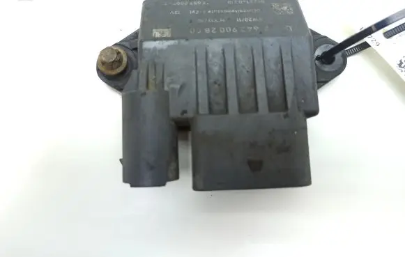 Mercedes-Benz Sprinter W906 Glow plug pre-heat relay A6429002800 0522140210 12057000781
