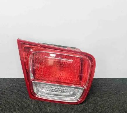 Tailgate rear/tail lights