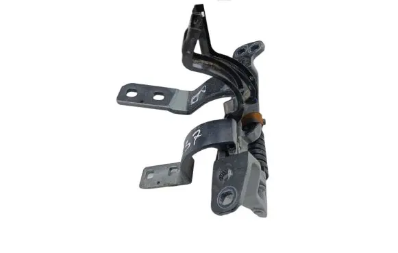 BMW 5 E60 E61 Tailgate/trunk/boot hinge 7061384