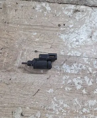 Audi A4 S4 B7 8E 8H Brake pedal sensor switch 3B0945511A 19322007 230604