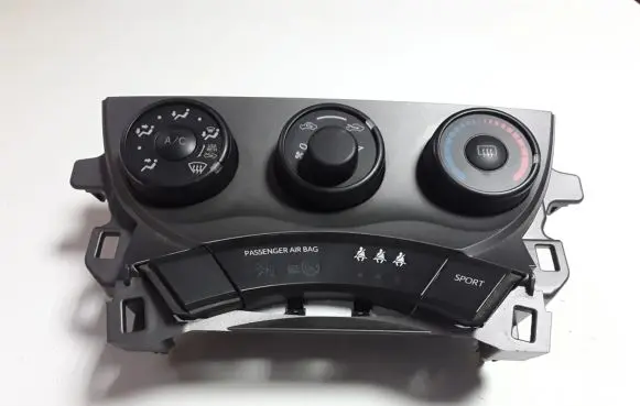 Toyota Verso-S Air conditioner control unit module 8395052200