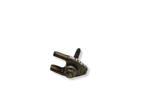 Nissan Qashqai Fuel Injector clamp holder 