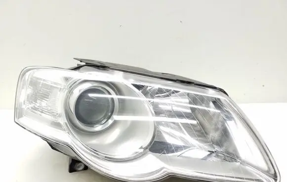 Volkswagen PASSAT B6 Headlight/headlamp 3C0941006M