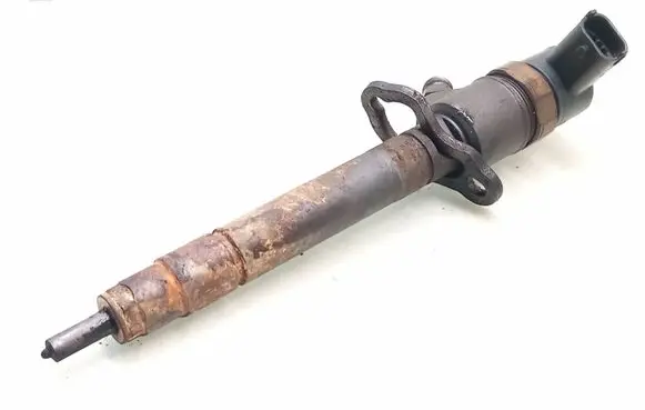 Volvo V70 Fuel injector 30777526 0445110298