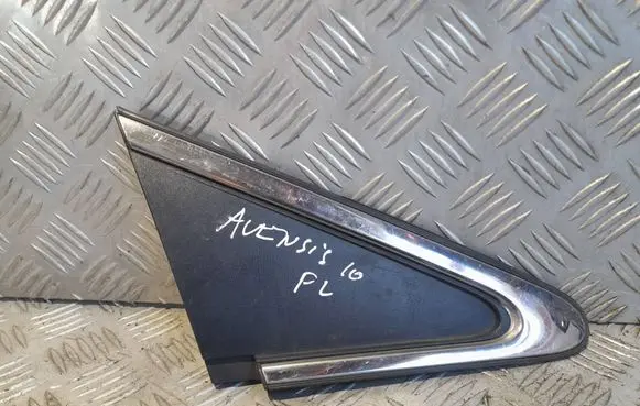 Toyota Avensis T270 Other front door trim element 6011705020