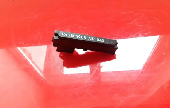 Volkswagen PASSAT B6 Passenger airbag on/off switch 3C0919234A