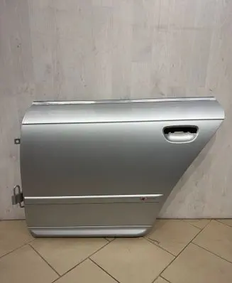 Audi A4 S4 B7 8E 8H Rear door