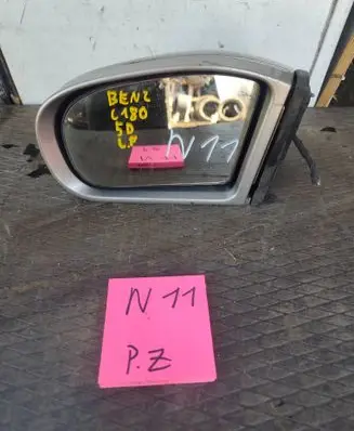 Mercedes-Benz C W203 Front door electric wing mirror 324782