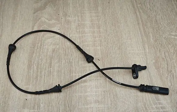 BMW X5 G05 ABS brake wheel speed sensor 6895655