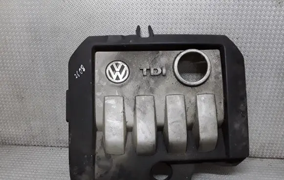 Volkswagen PASSAT B6 Engine cover (trim) 03G103925BL