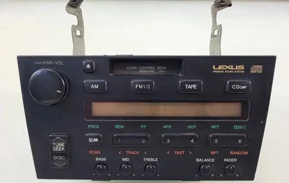 Lexus ES 250 - 300 - 330 Radio/GPS head unit trim 86120-33021