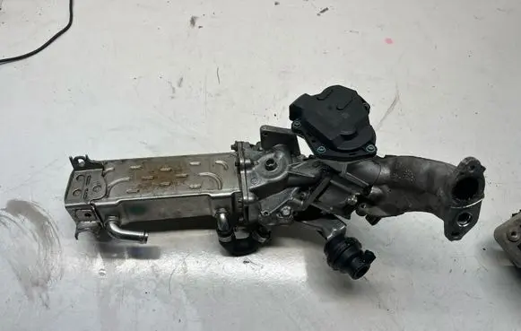 Infiniti Q30 EGR valve A2C168906003