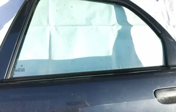 Citroen Xsara Picasso Rear door window glass