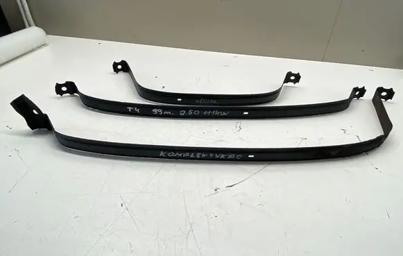 Volkswagen Multivan T4 Fuel tank mounting bracket 701201398E