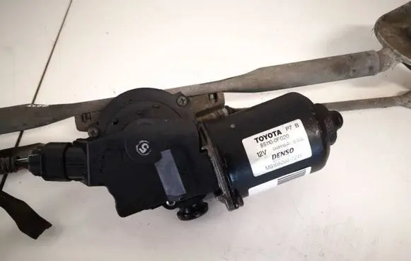 Toyota Corolla Verso AR10 Wiper motor 851100f020 85110-0f020