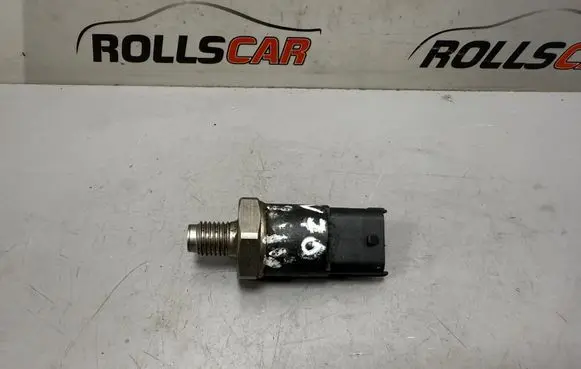 Volvo V70 Fuel pressure sensor 0281002527 48515006188