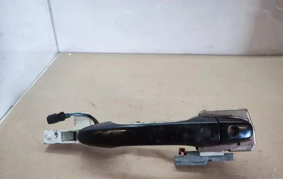 Honda Civic IX Front door exterior handle