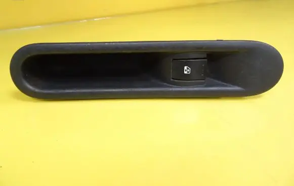 Renault Espace IV Electric window control switch 31144M
